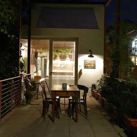 Appartement Italia Veloce Bed Bicycle Parme